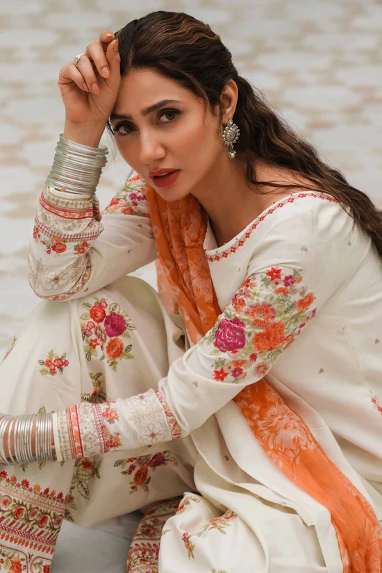 HC-4124 Coco by Zara Shahjahan luxury embroidered lawn 3 piece suit for women with elegant designer festive style