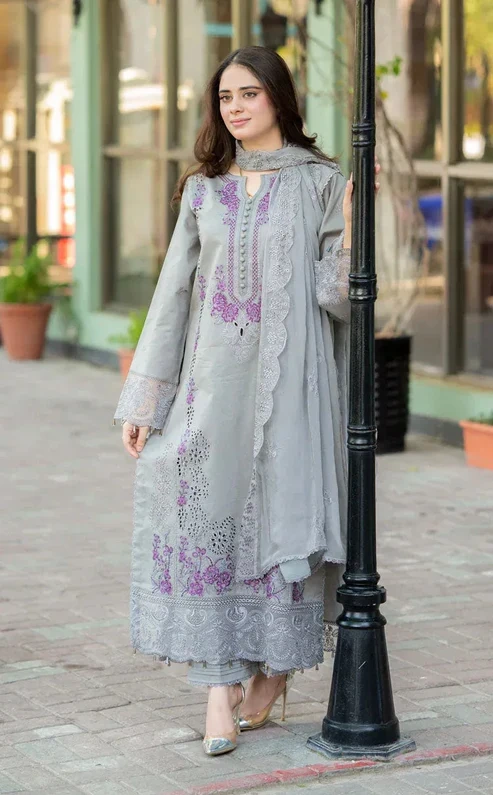 HC-6502 Mushq Chickenkari Eid Special Lawn 3PC
