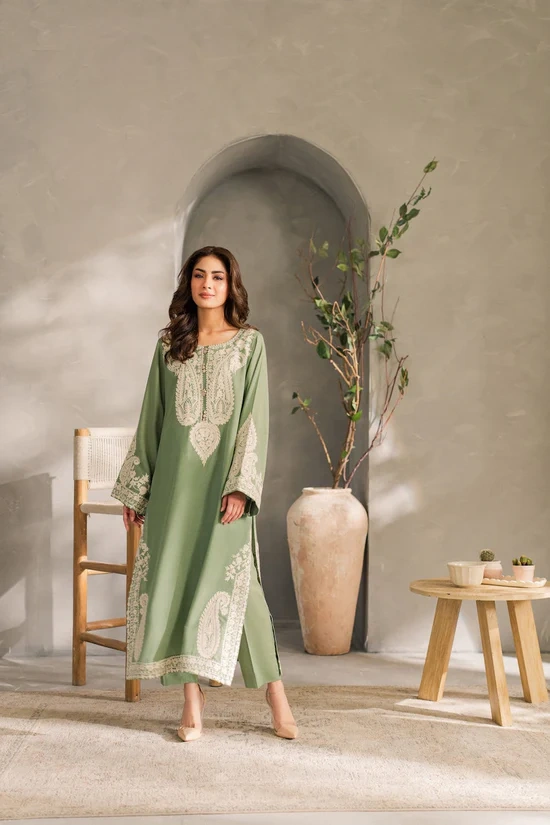 HC-833 Hussain Rehar Luxury Embroidered lawn 3PC