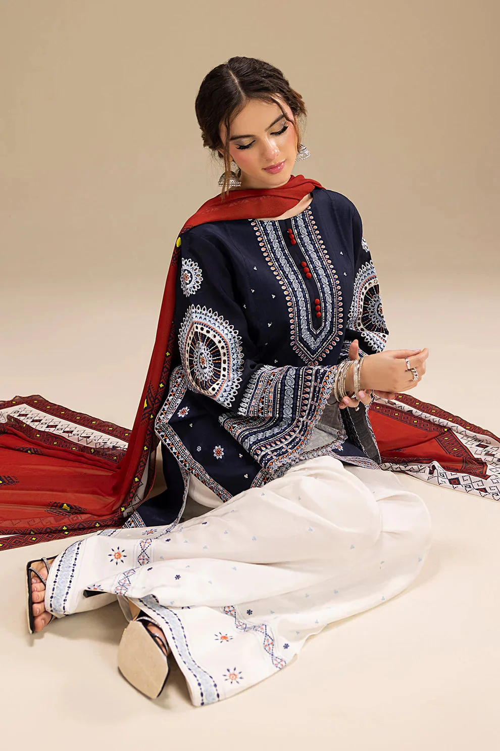 HC-309 Jazmin Most Trending Code Lawn - 3PC