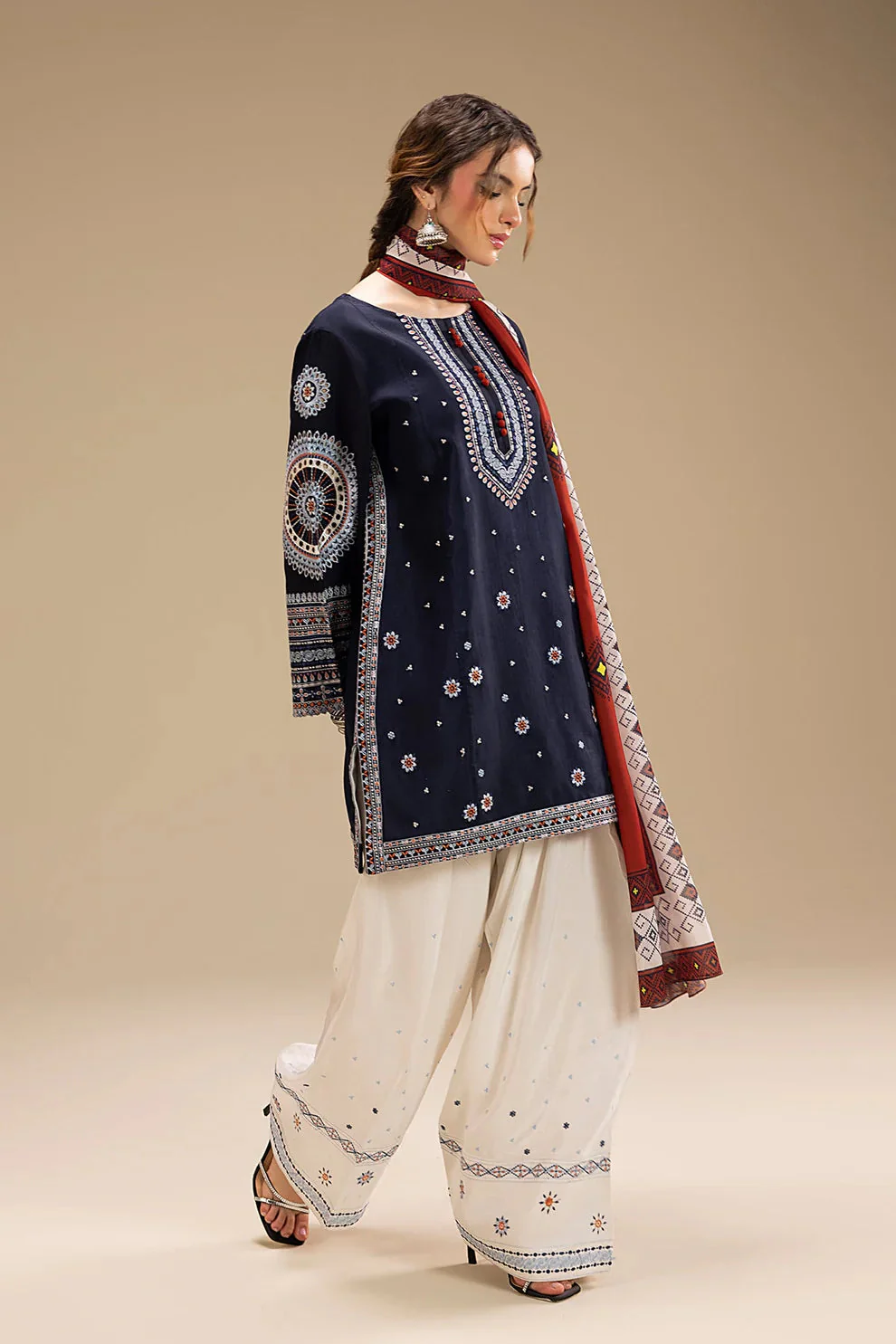 HC-309 Jazmin Most Trending Code Lawn - 3PC