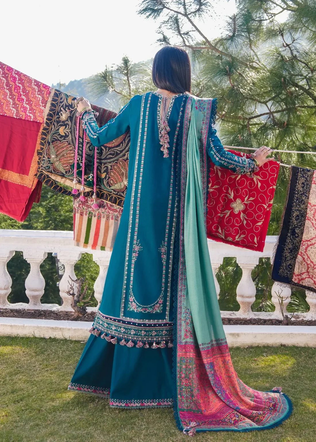 HC-121 hussain Rehar luxury Embroidered Lawn 3PC