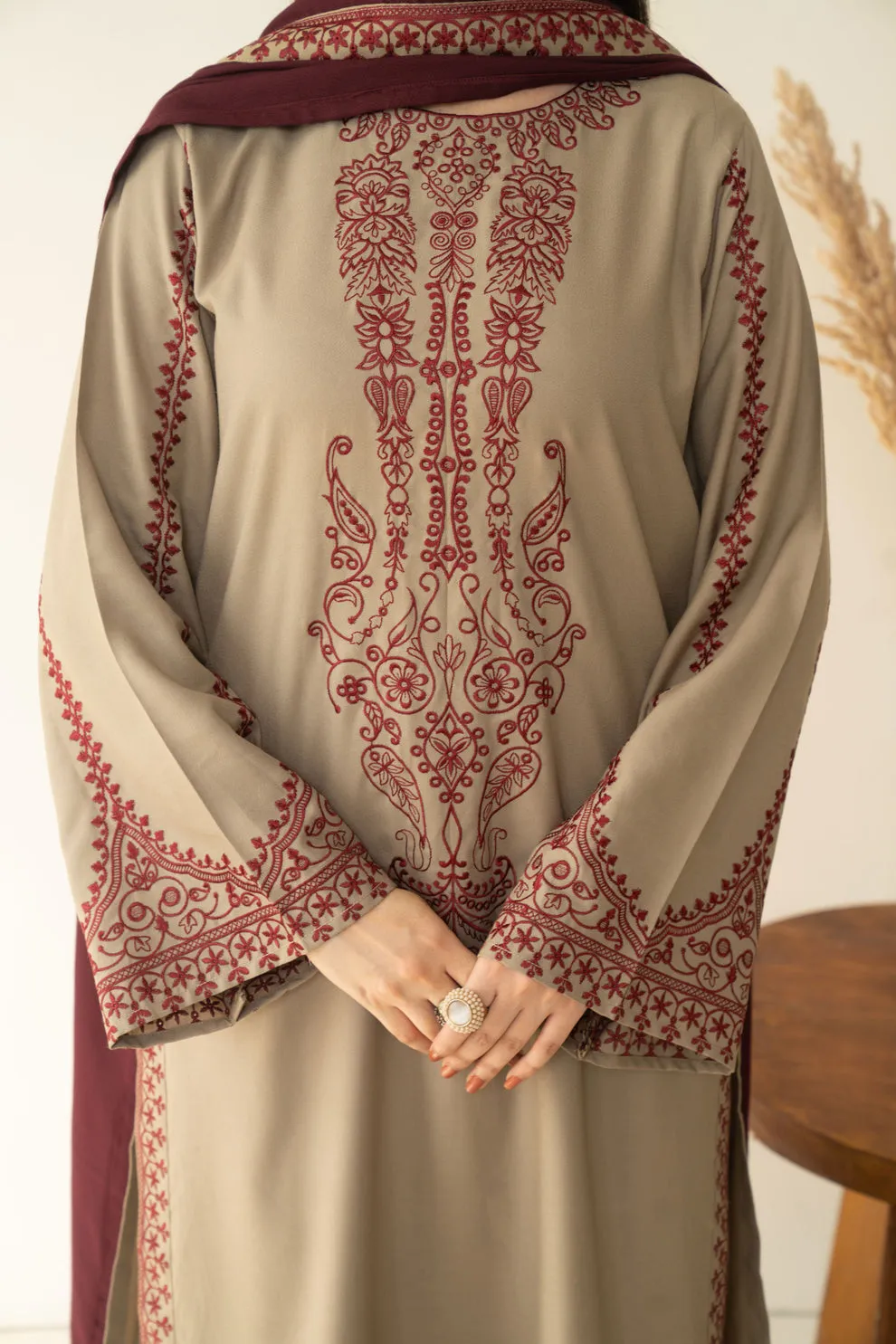 HC-313 Baroque Top Trending Embroidered Lawn 3PC