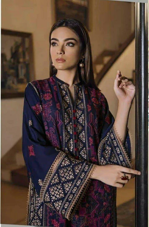 HC-301 Bareeze Luxury Embroidered Lawn 2PC