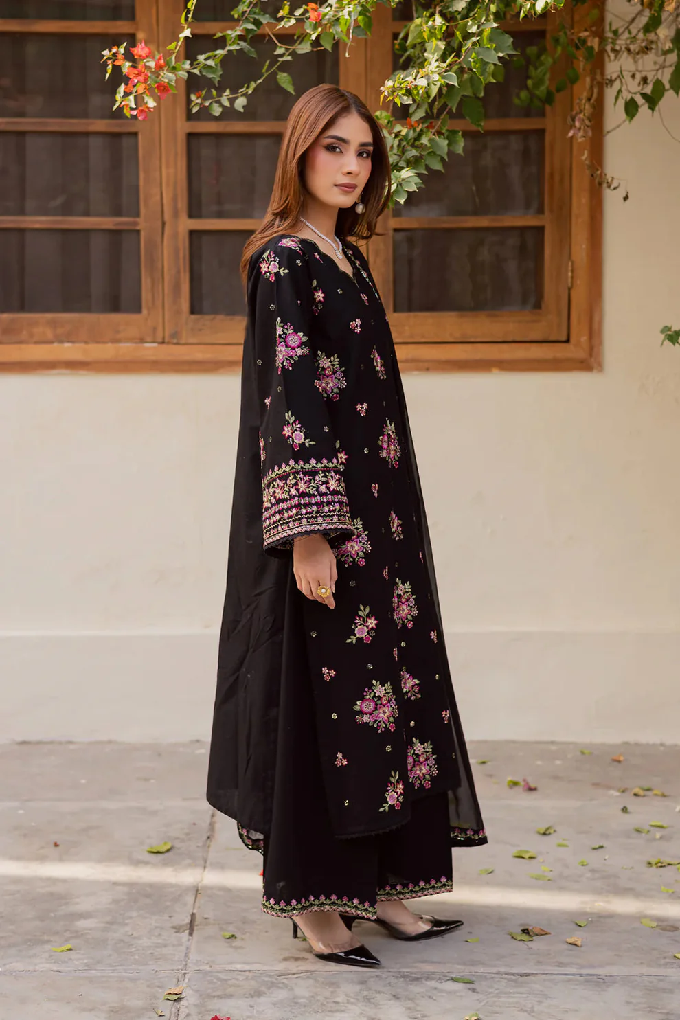HC-819 Batik Most Demand Embroidered Lawn 3PC