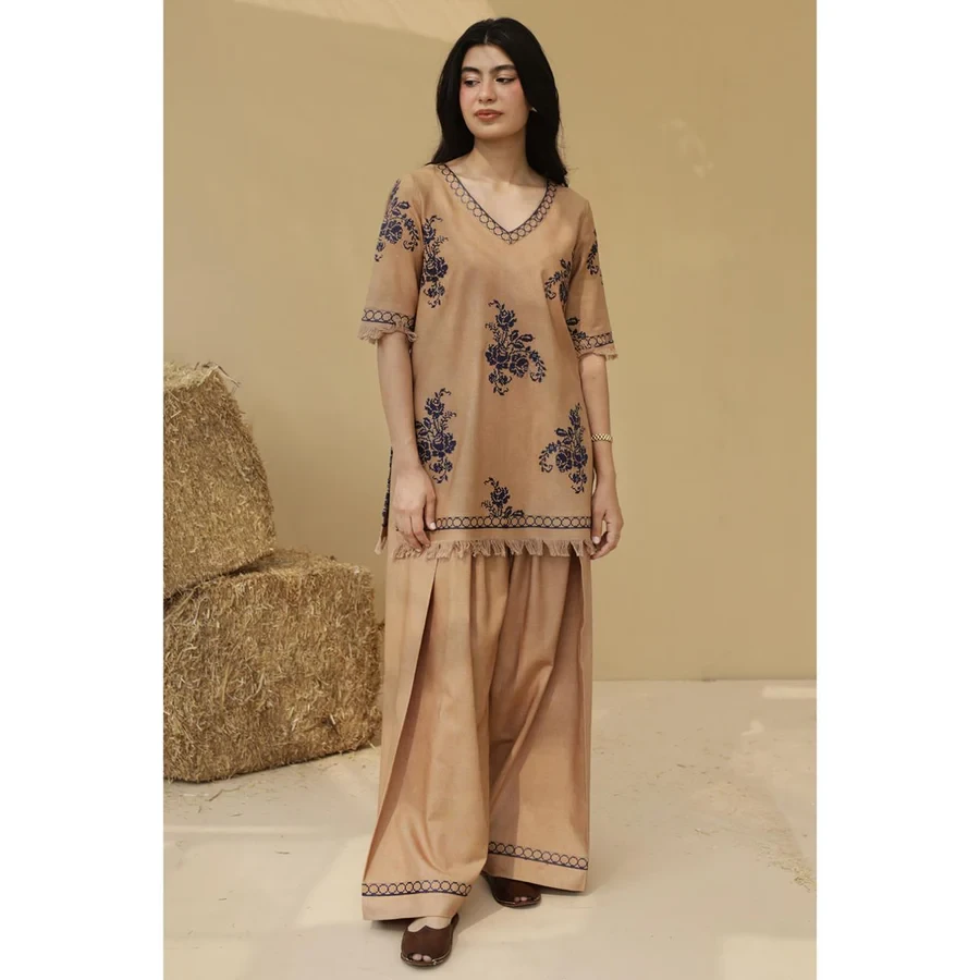 HC-798 Dyot by Mahira Khan Luxury Cross Stitch Lawn 2PC