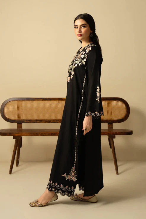 🔹 HC-2700 URGE Floral Black Premium 2PC Designer Collection