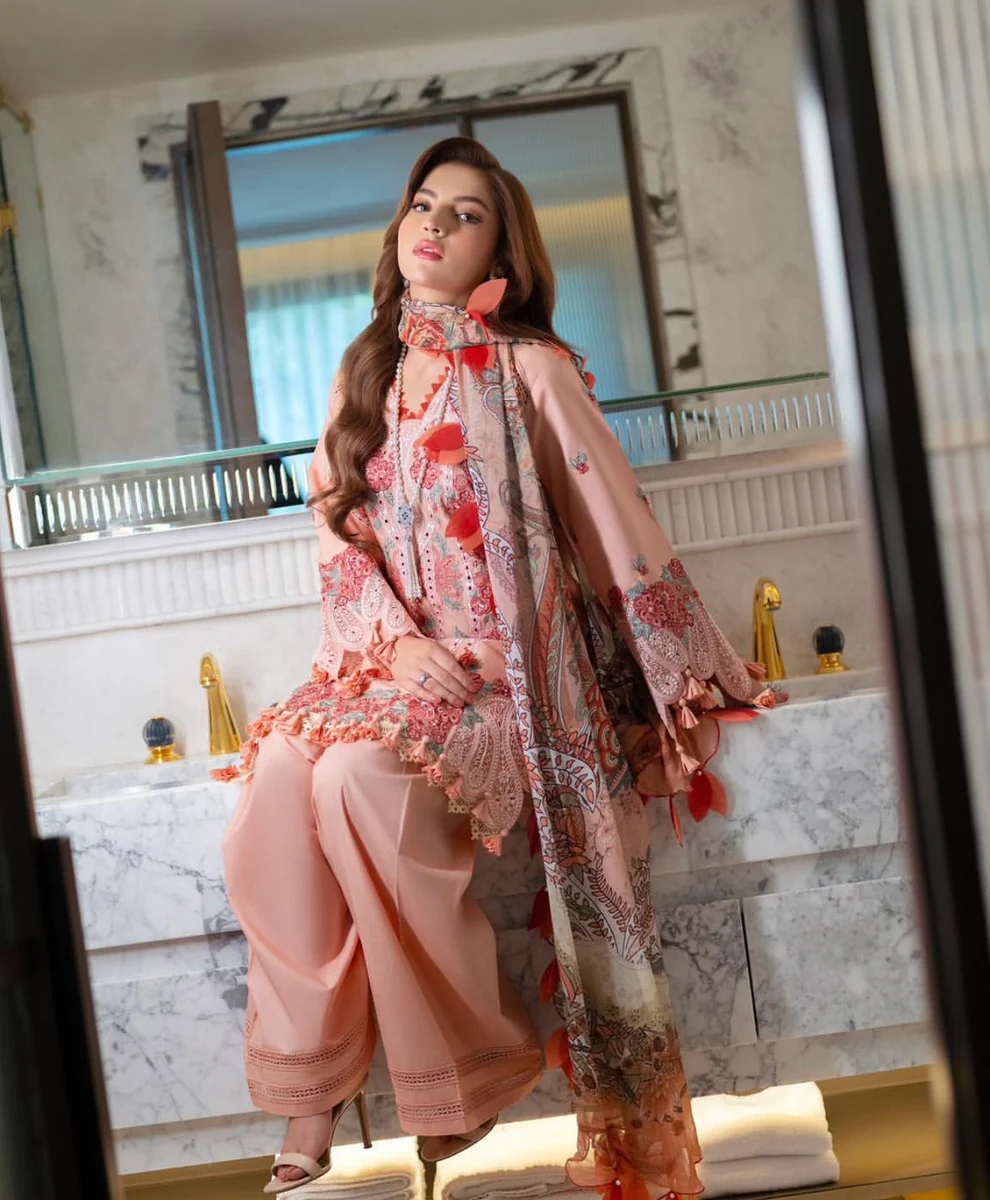 HC-6515 Jade New Arrival Luxury Embroidered Lawn 3PC