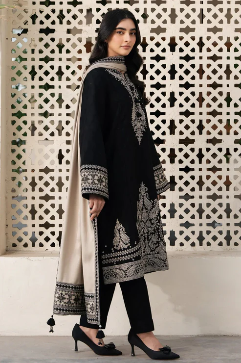 HC-312 Jazmin Luxury Embroidered Lawn 3PC