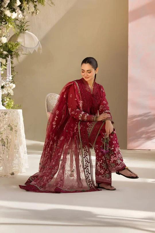 🔹 HC-828 Sobia Nazir Luxury Embroidered Lawn 3PC