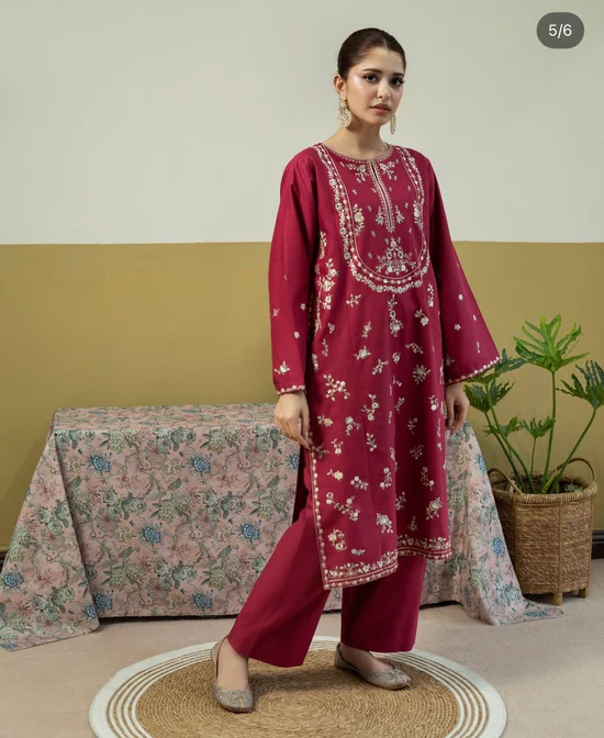 HC-1833 Urge luxury embroidered lawn 2 piece suit for women with elegant premium festive design