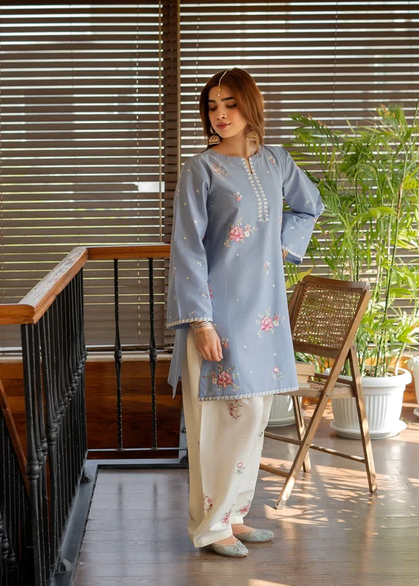 HC-11 URGE luxury 2 piece suit for women elegant embroidered designer casual wear outfit