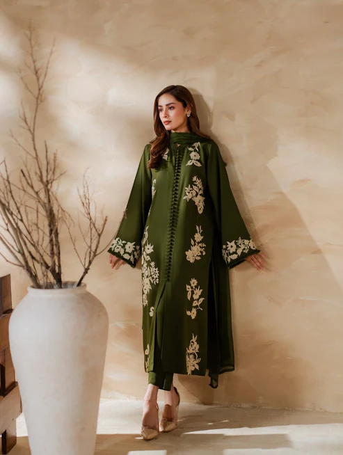 HC-4137 Batik luxury embroidered lawn 3 piece suit for women with elegant premium festive design