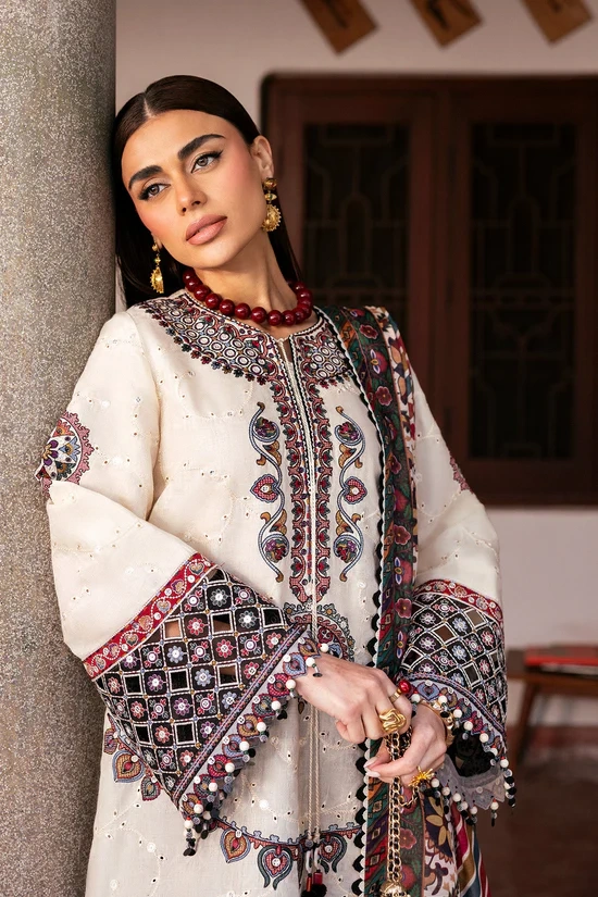 HC-857 Jazmin Luxury Embroidered Lawn 3PC