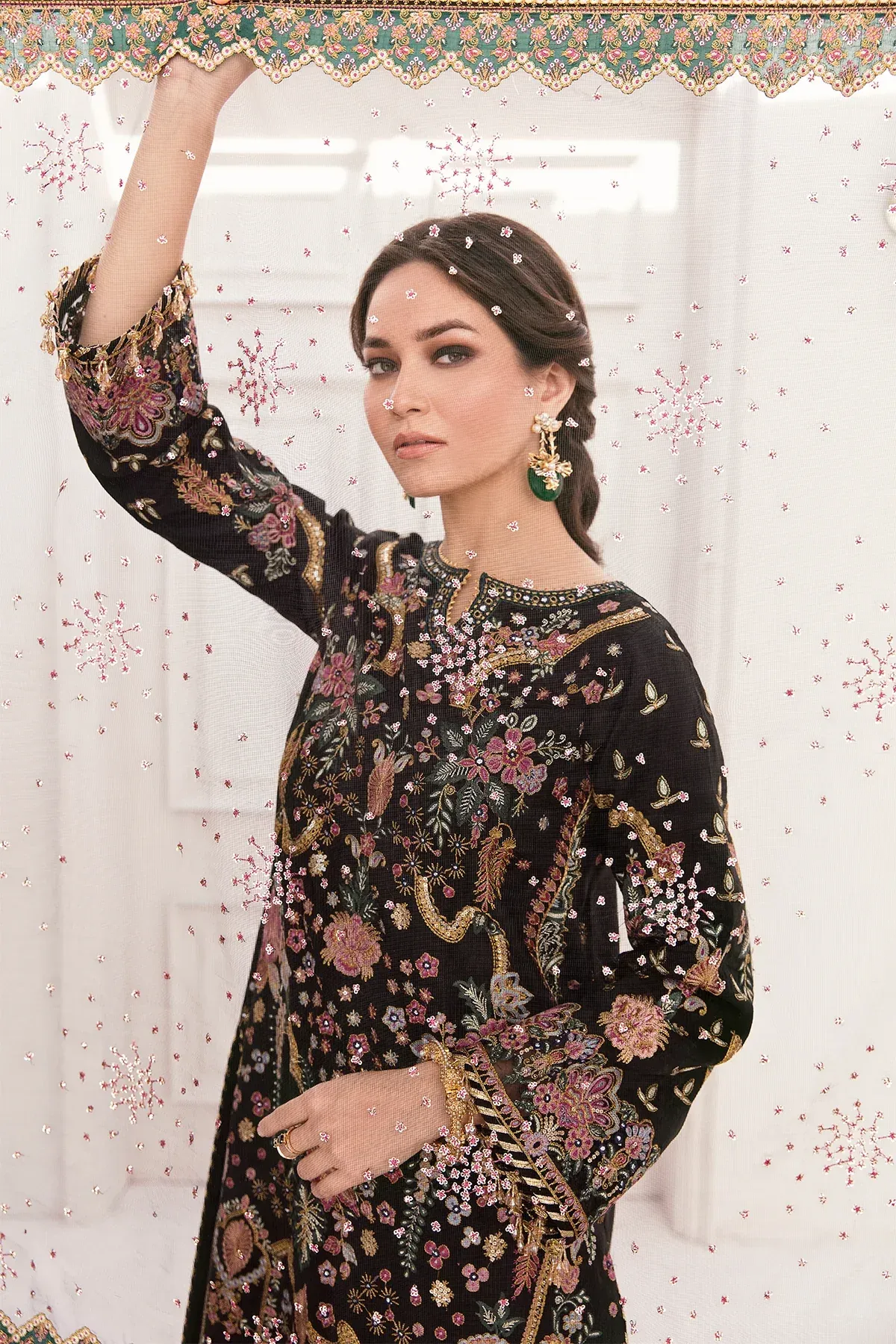 HC-0074 Baroque Heavy Embroidered Bridal Unstitched 3PC Suit