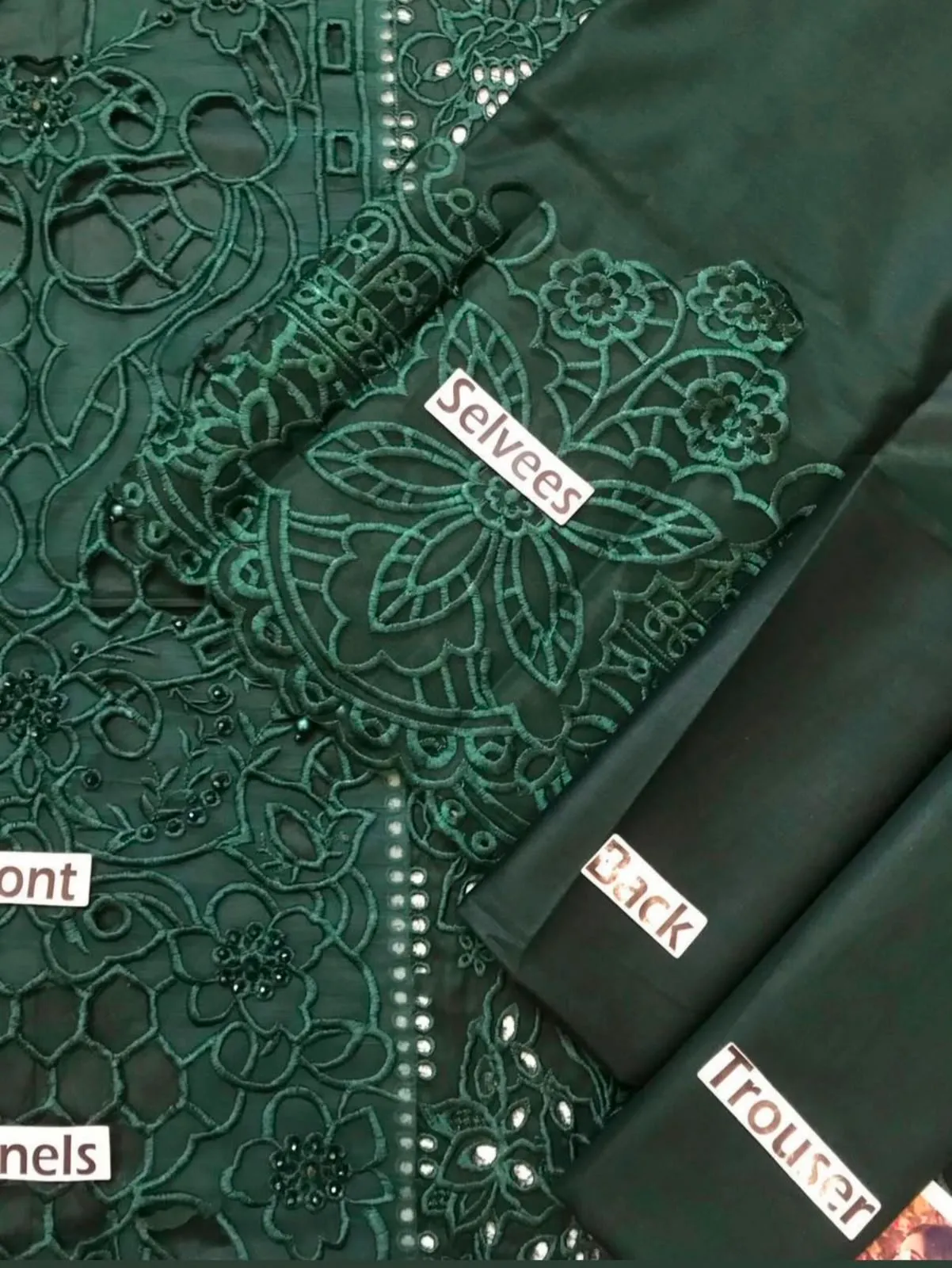 HC-0002 Embroidered Lawn Unstitched 3PC Set